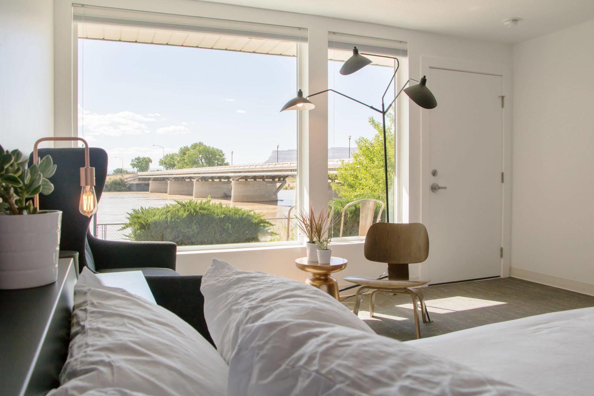 Skyfall Guestrooms Green River Eksteriør bilde